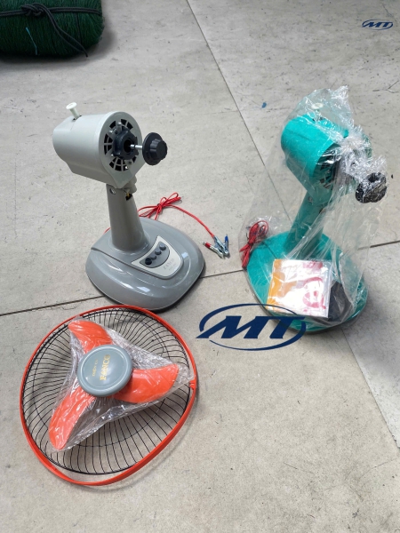 Quạt bàn B3 bình Holifan 12V